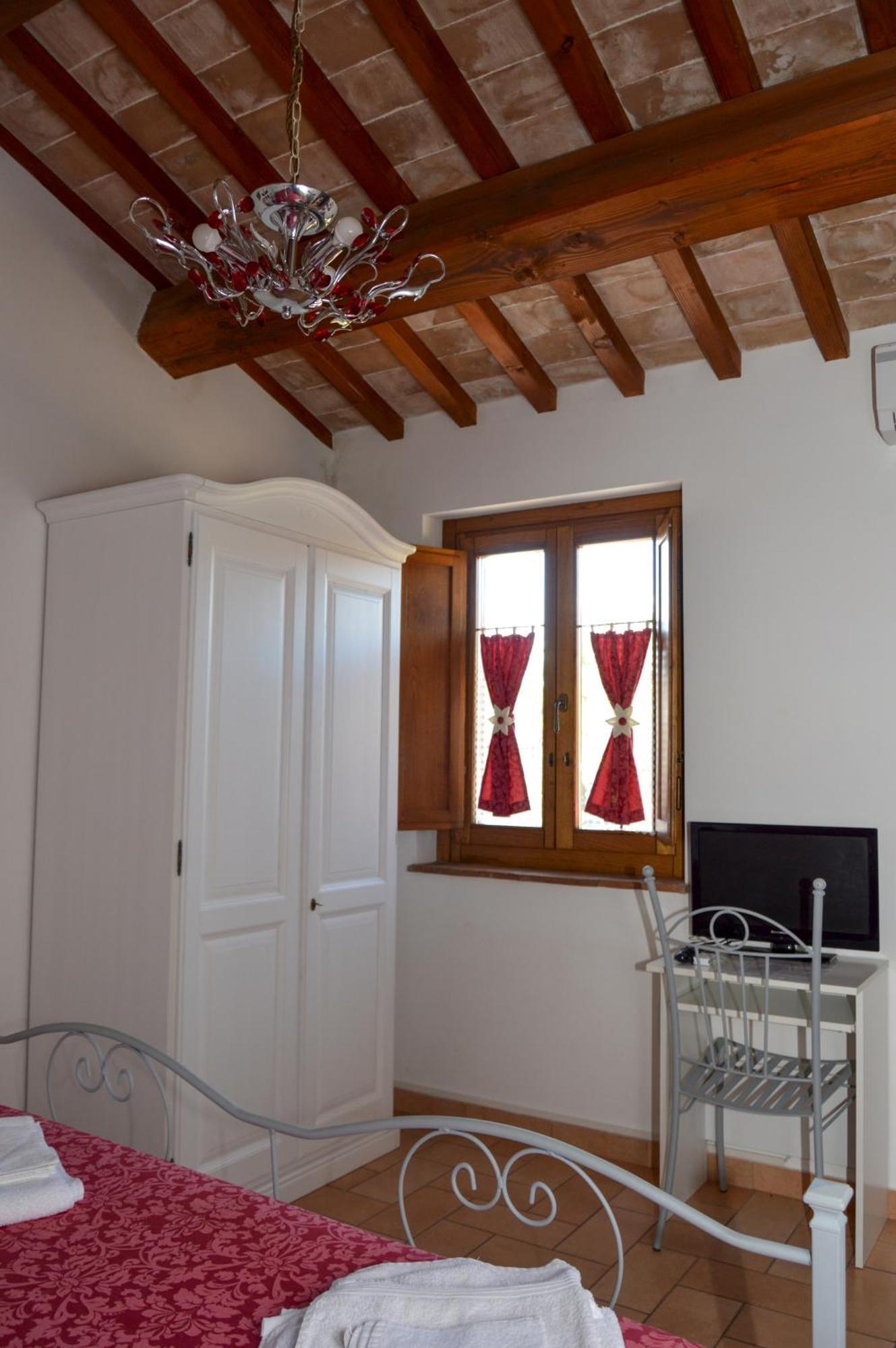 Agriturismo "La Fraschetta" Болсена Екстериор снимка