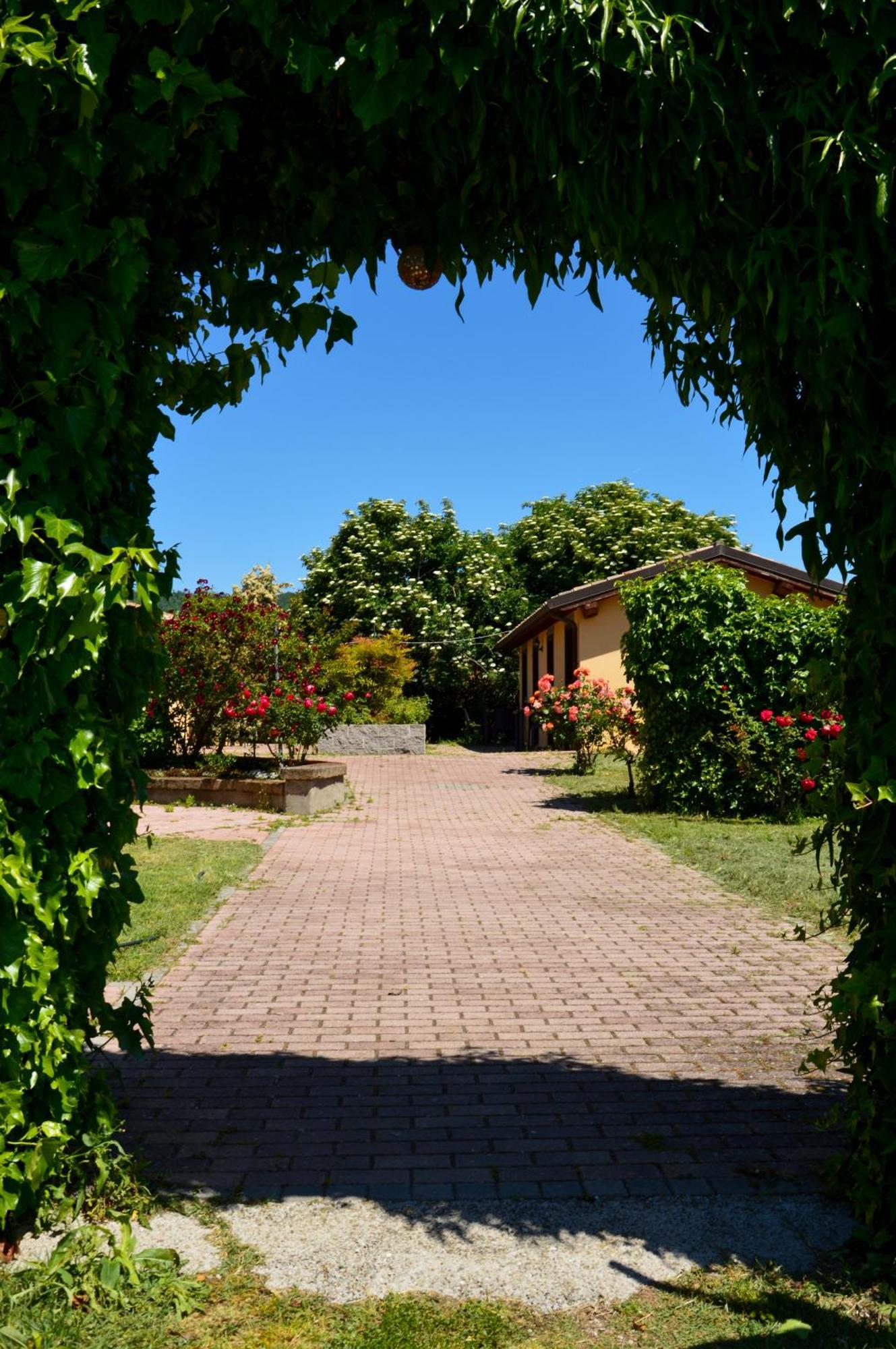 Agriturismo "La Fraschetta" Болсена Екстериор снимка